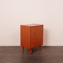 Commode en bois vintage