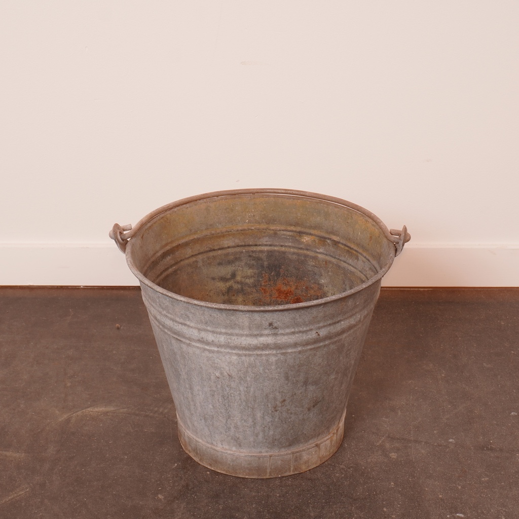 Seau en zinc