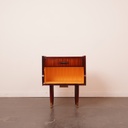 Table de nuit en bois vintage