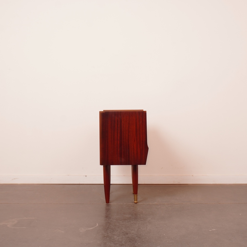 Table de nuit en bois vintage