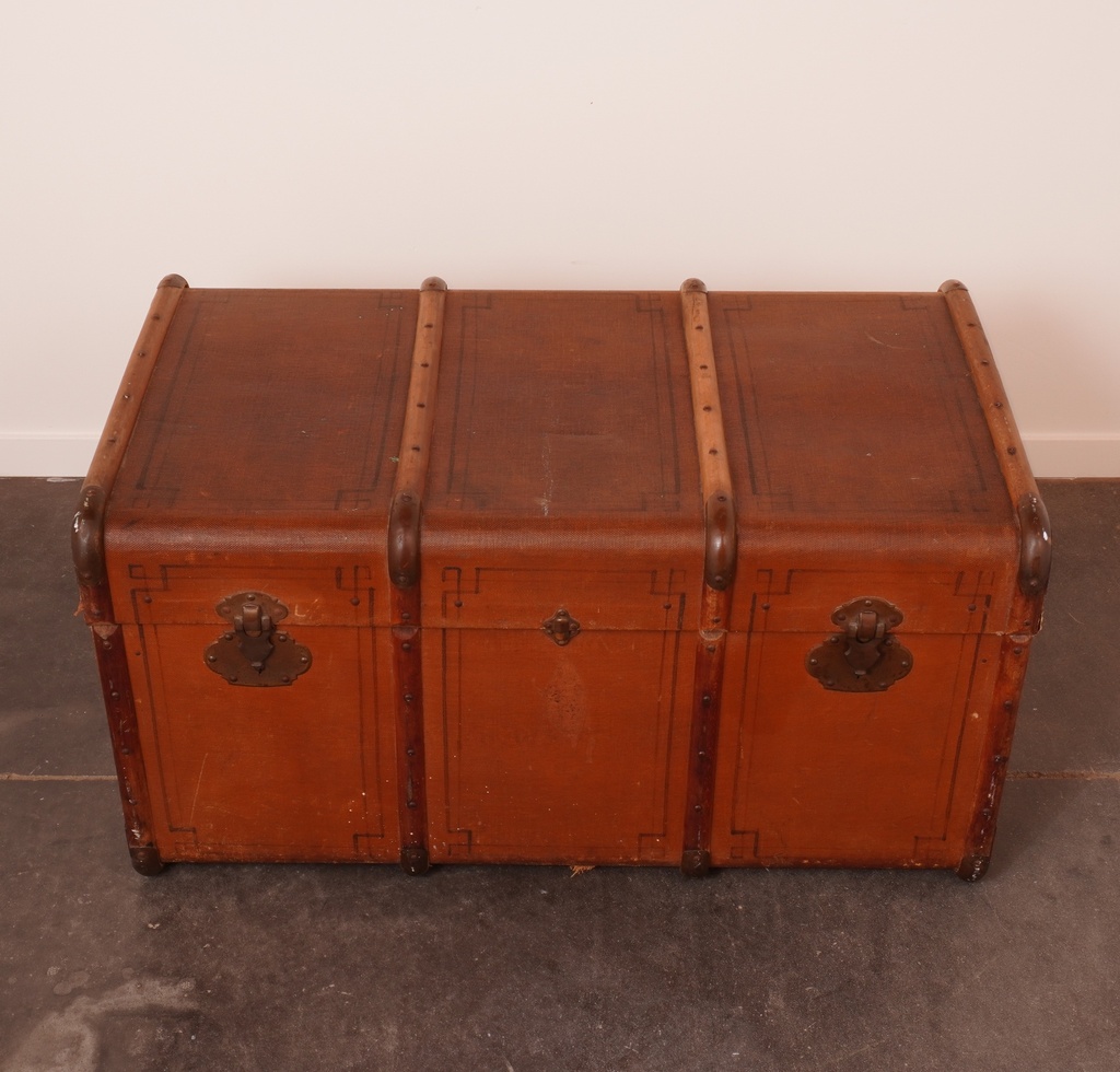 Coffre en bois vintage