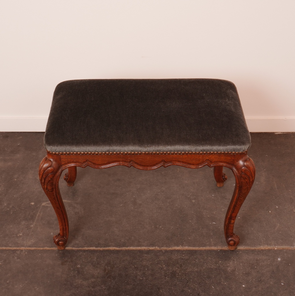 Tabouret de style Louis XV