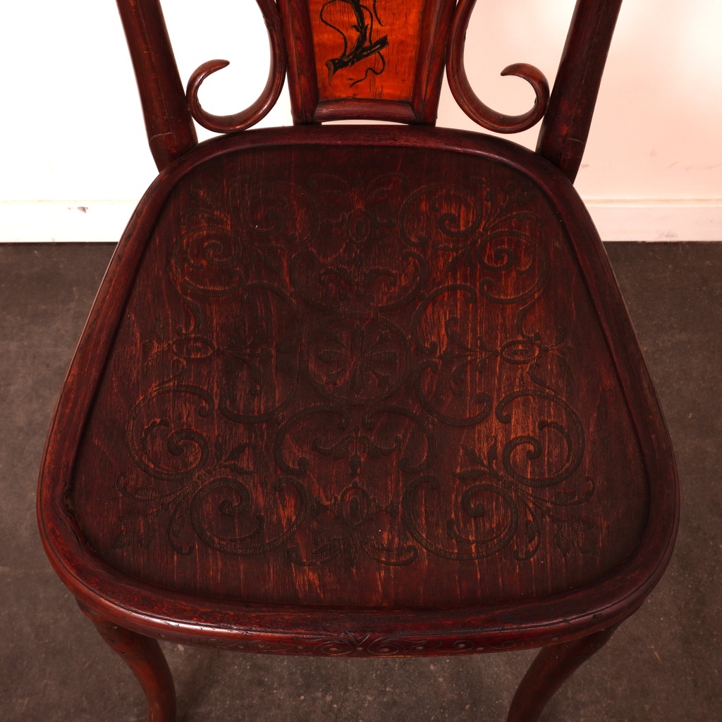 Chaise en bois