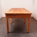 Table à manger avec tiroirs