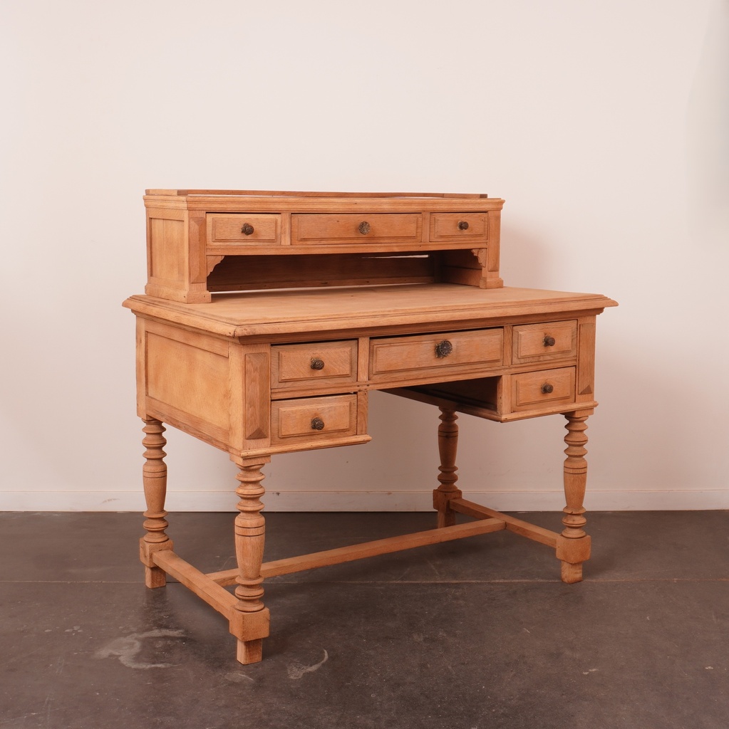 Bureau à gradin en chêne aérogommé