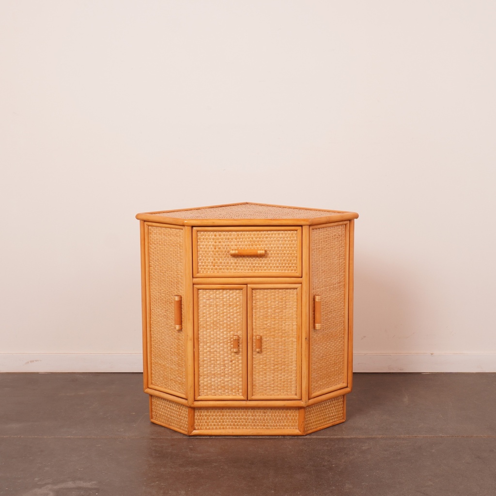 Meuble d'angle en rotin vintage