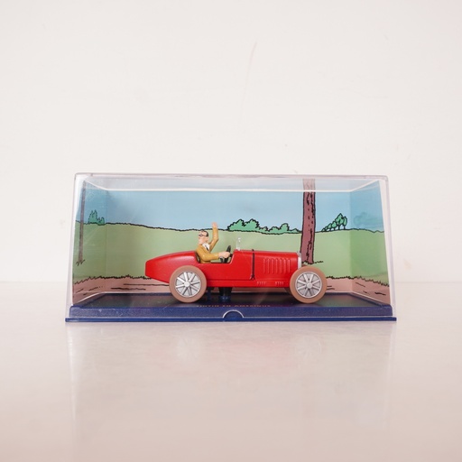 [SU2601] Figurine TINTIN "En Amérique"