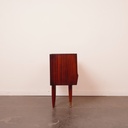 Table de nuit en bois vintage