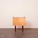 Table de nuit en bois vintage