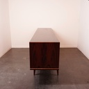 Meuble enfilade en bois exotique