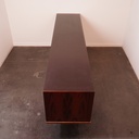 Meuble enfilade en bois exotique