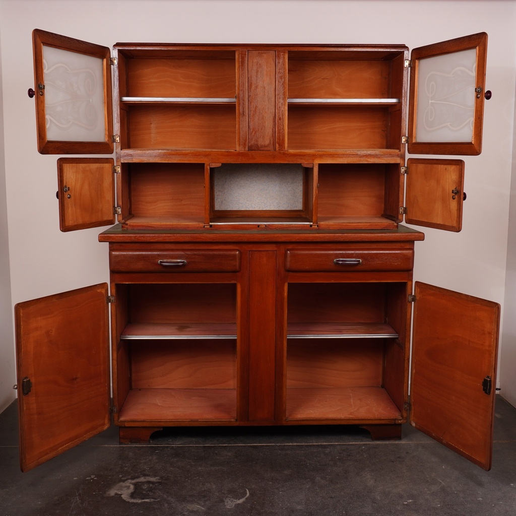 Meuble "mado" en bois vintage