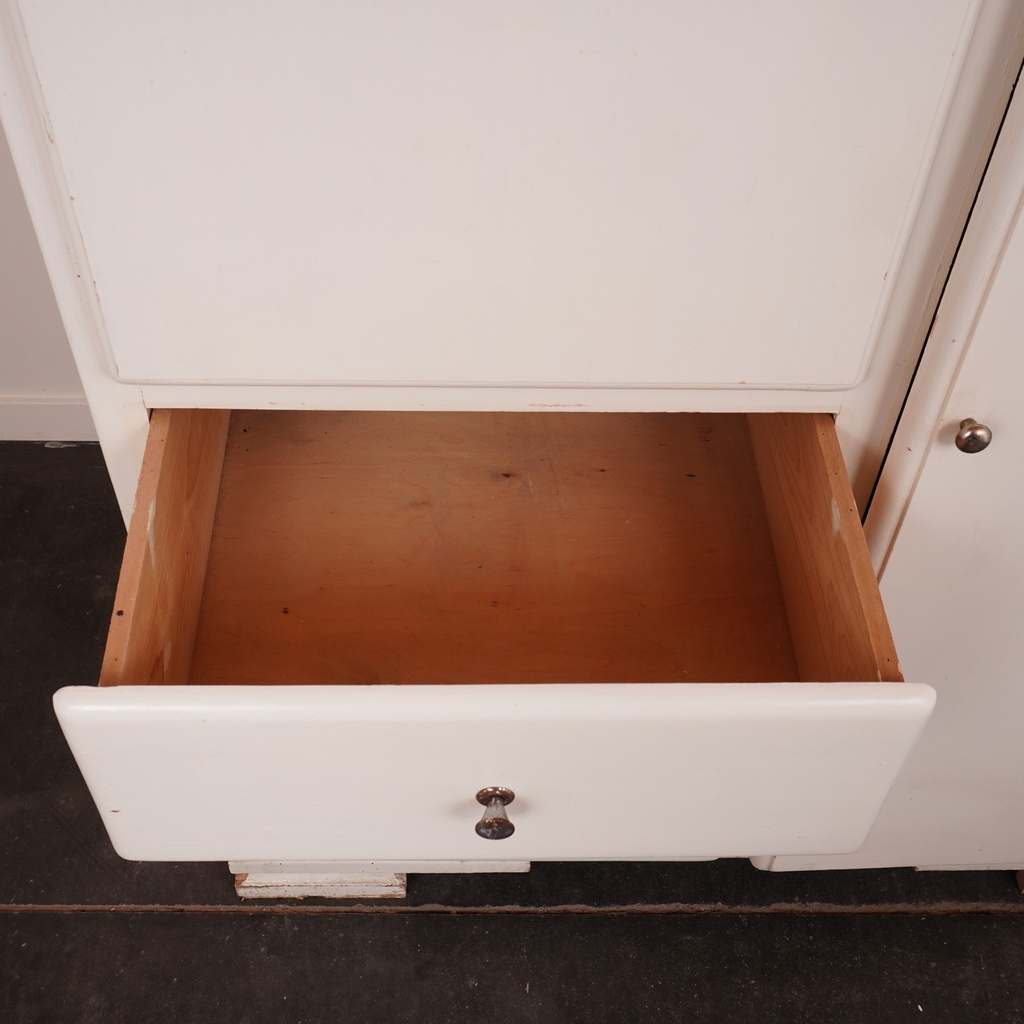 Meuble "mado" peint vintage