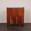 Meuble buffet en bois sculpté