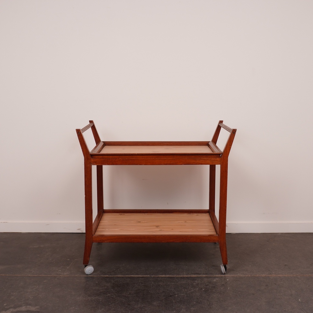 Desserte en bois vintage