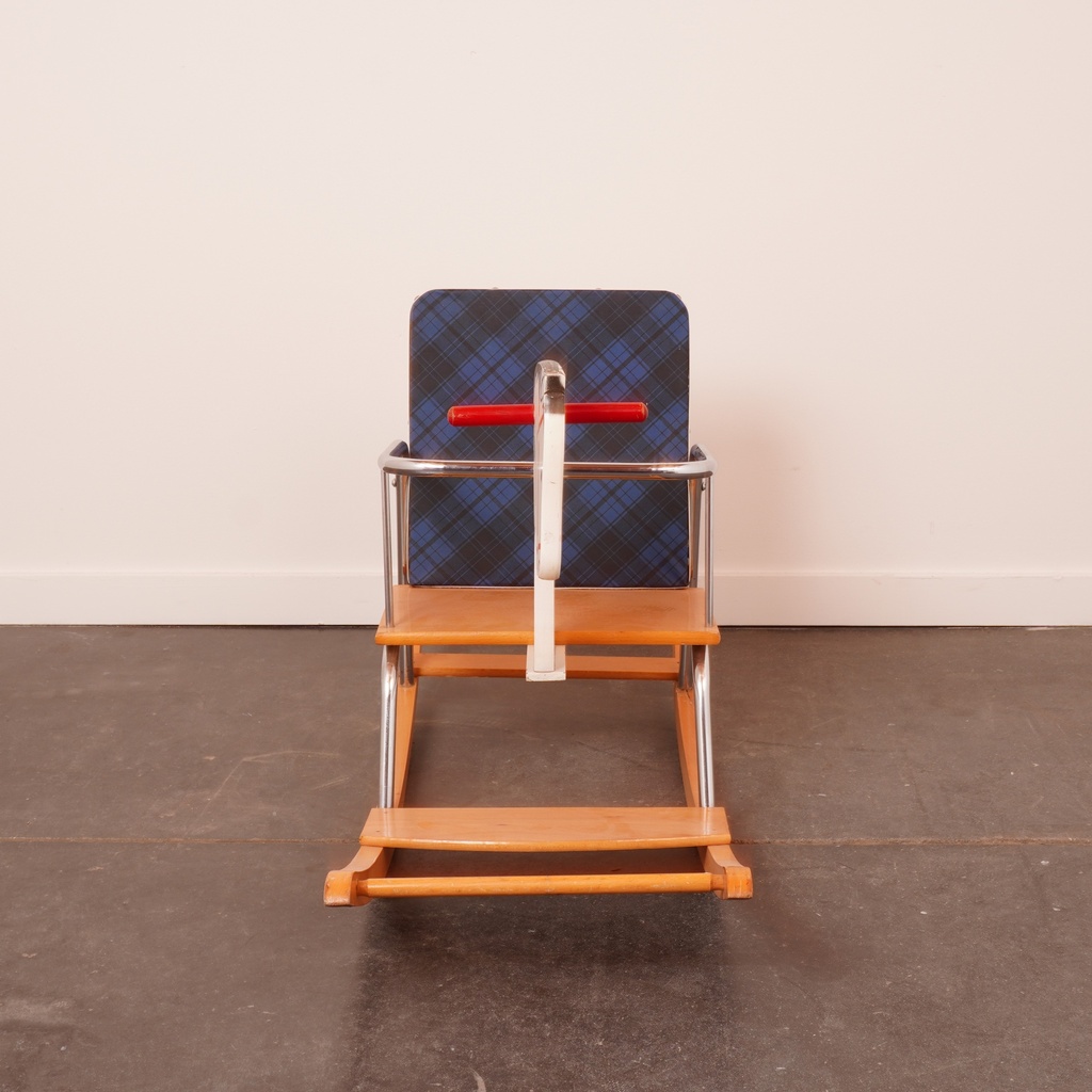 Cheval à bascule enfant