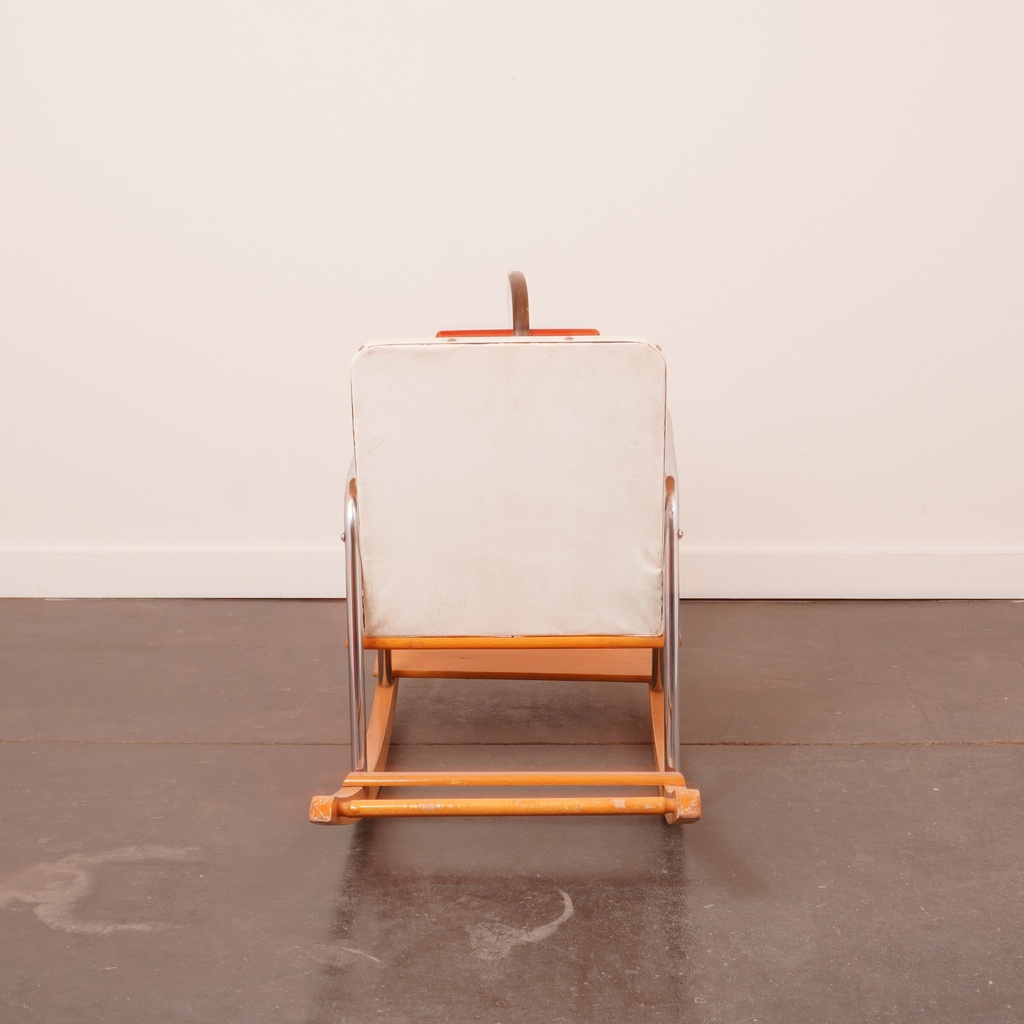 Cheval à bascule enfant