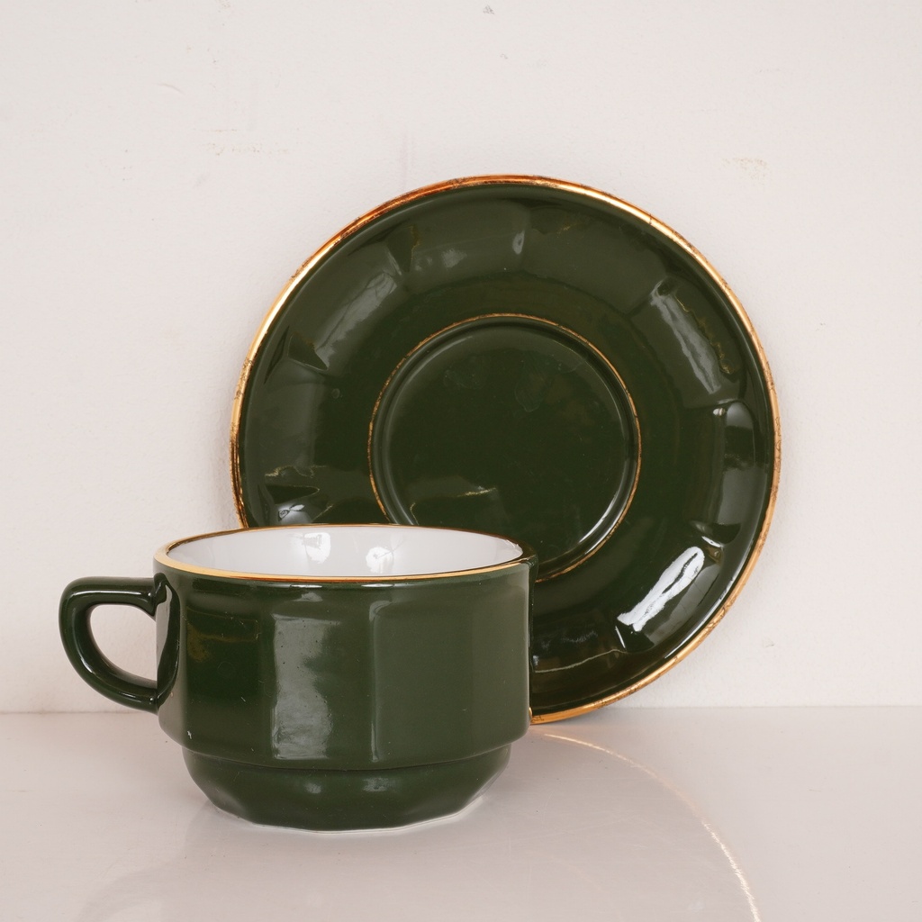 6 tasses/ss tasses APILCO Yves Deshoulières