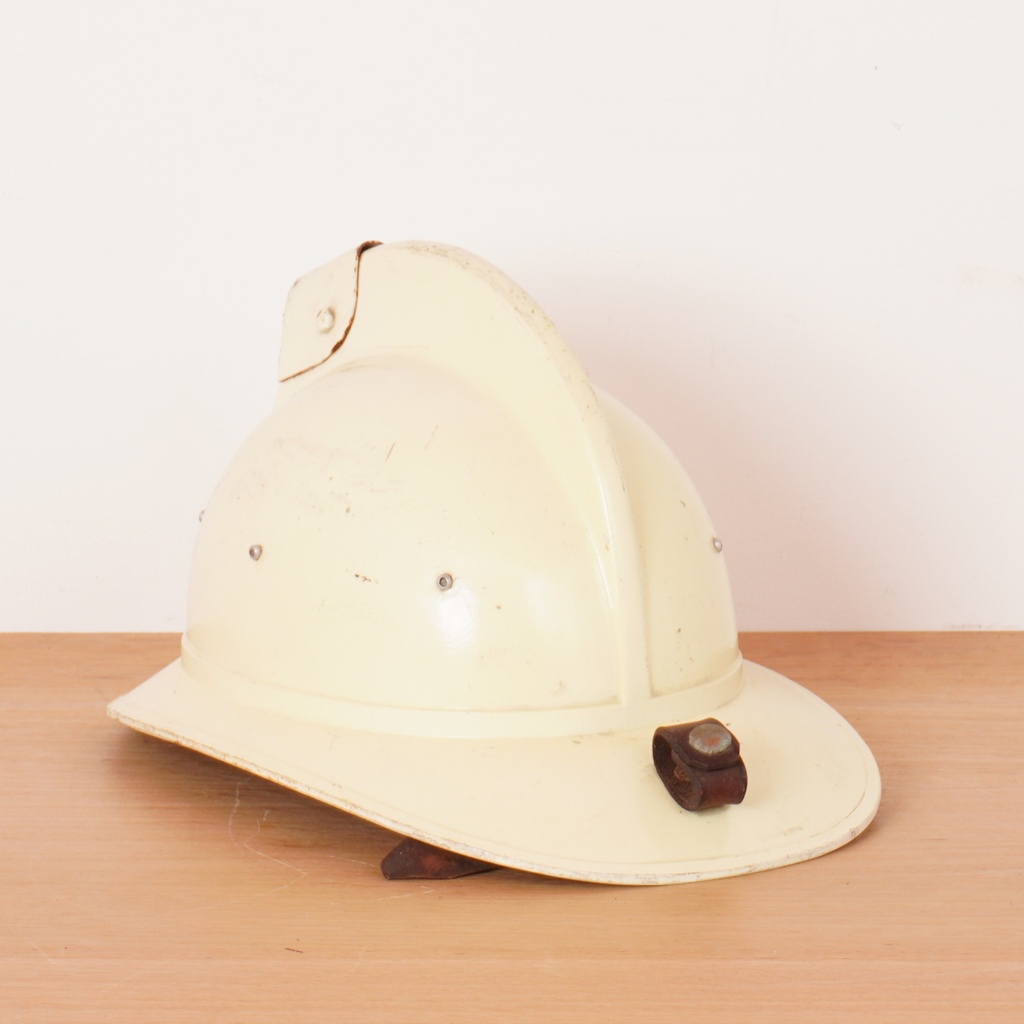 Casque de pompier vintage