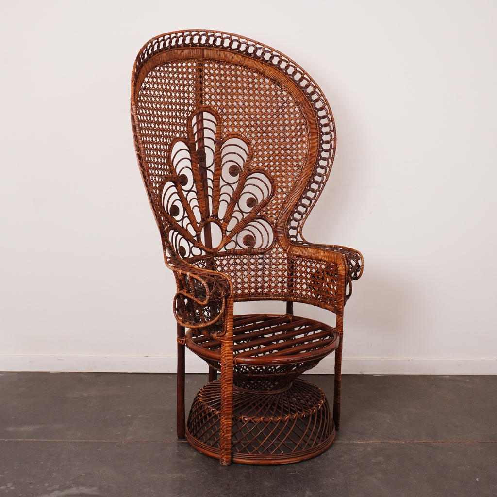 Fauteuil rotin "Peacock" vintage
