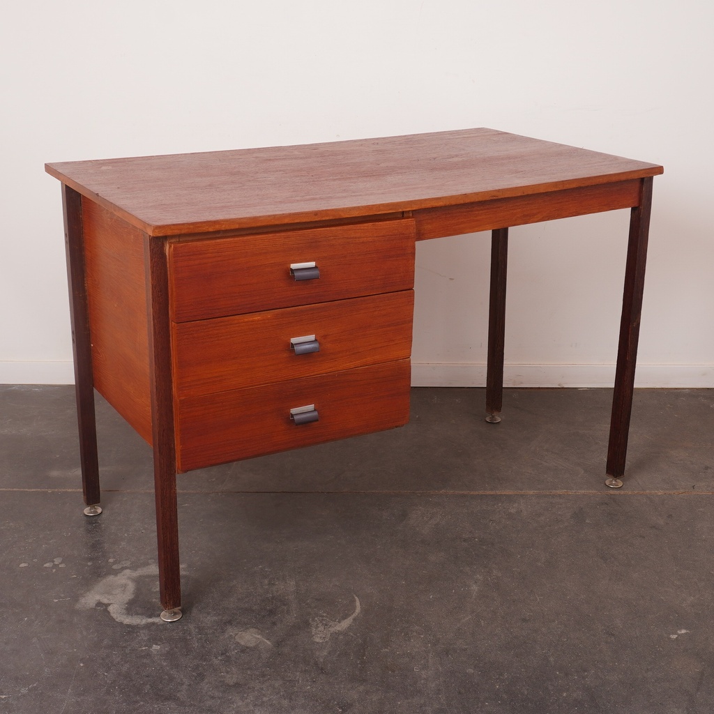 Bureau en bois vintage