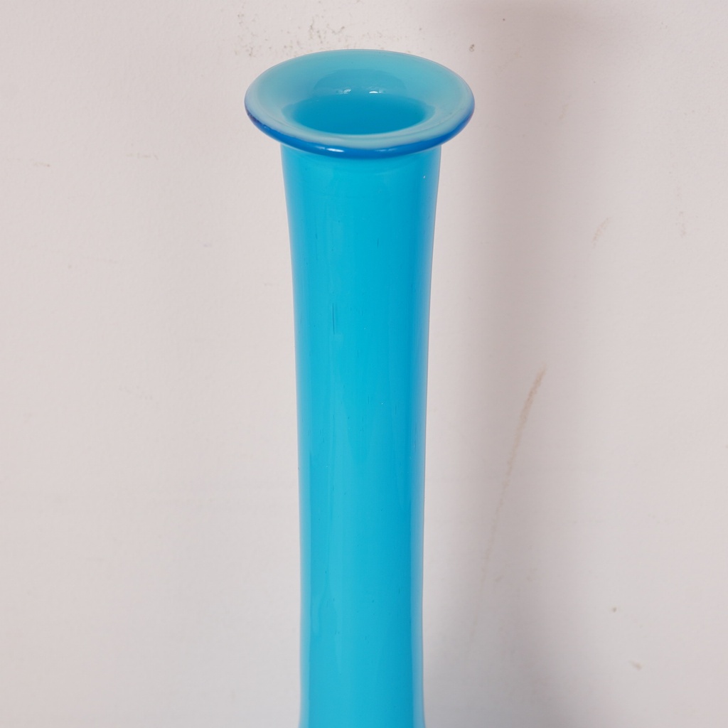 Vase opaline de Versailles vintage
