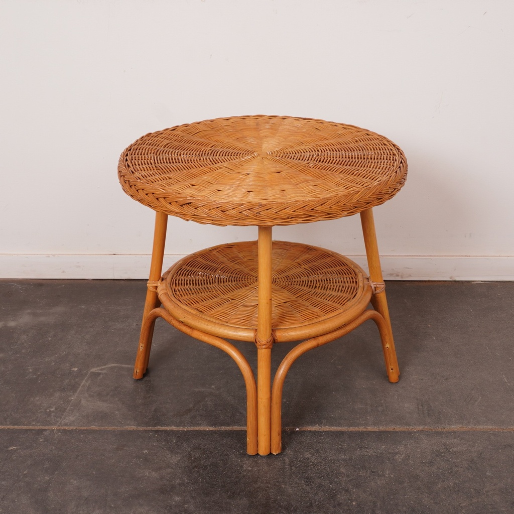 Table basse en rotin vintage