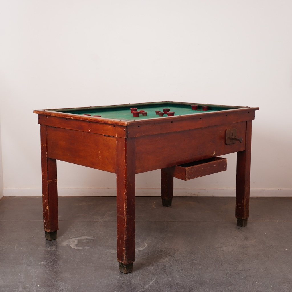 Billard à bouchons vintage