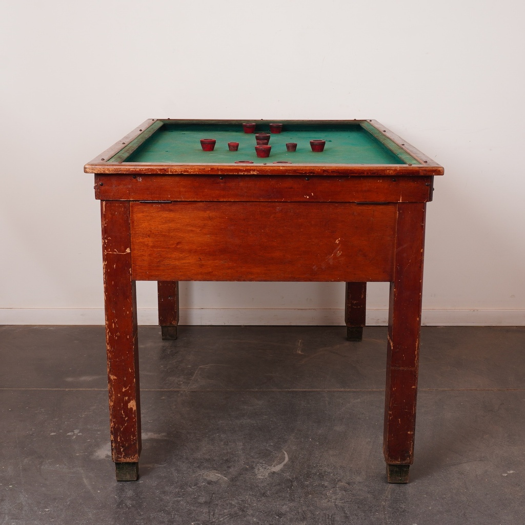 Billard à bouchons vintage