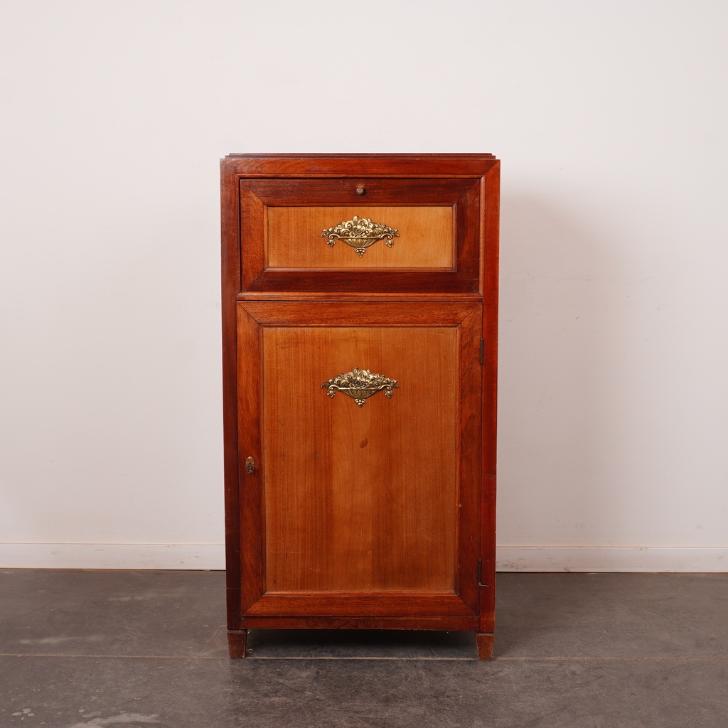 Meuble d'appoint vintage