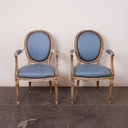 Suite de chaises de style