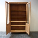 Meuble vitré en bois aérogommé