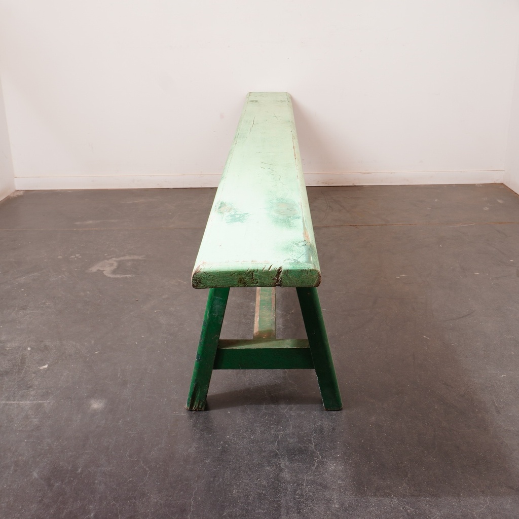Banc en bois peint