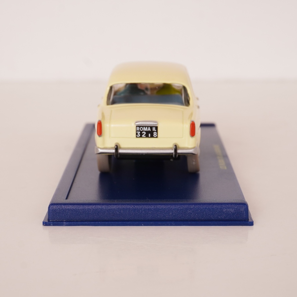 Figurine TINTIN " Les bijoux de la Castafiore"