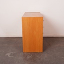 Commode en bois vintage