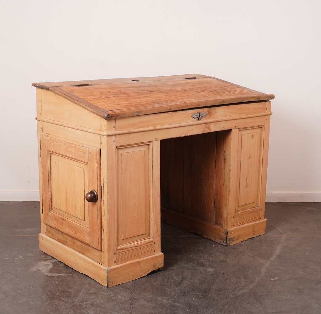 Bureau de métier vintage