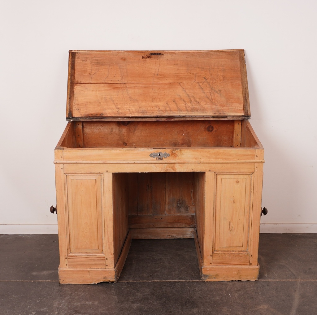 Bureau de métier vintage
