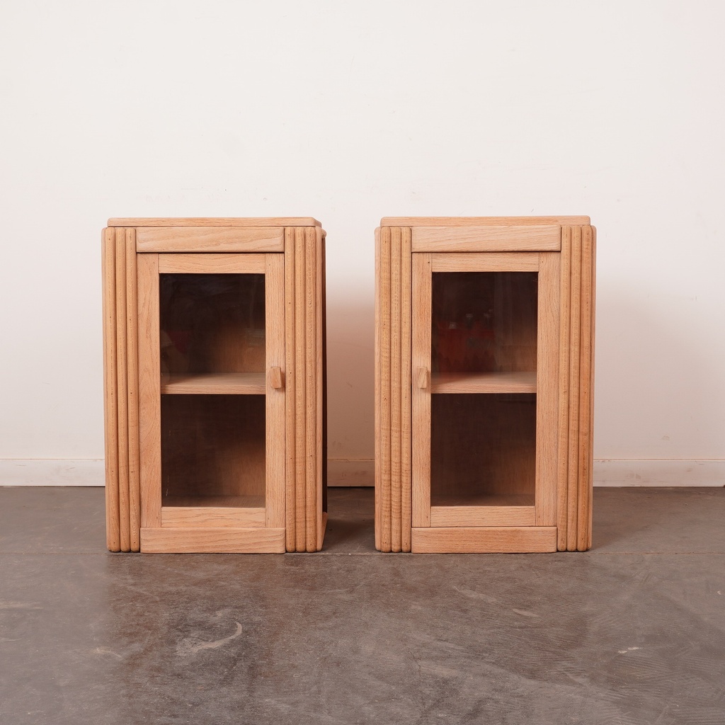 Paire de vitrines bois aérogommé