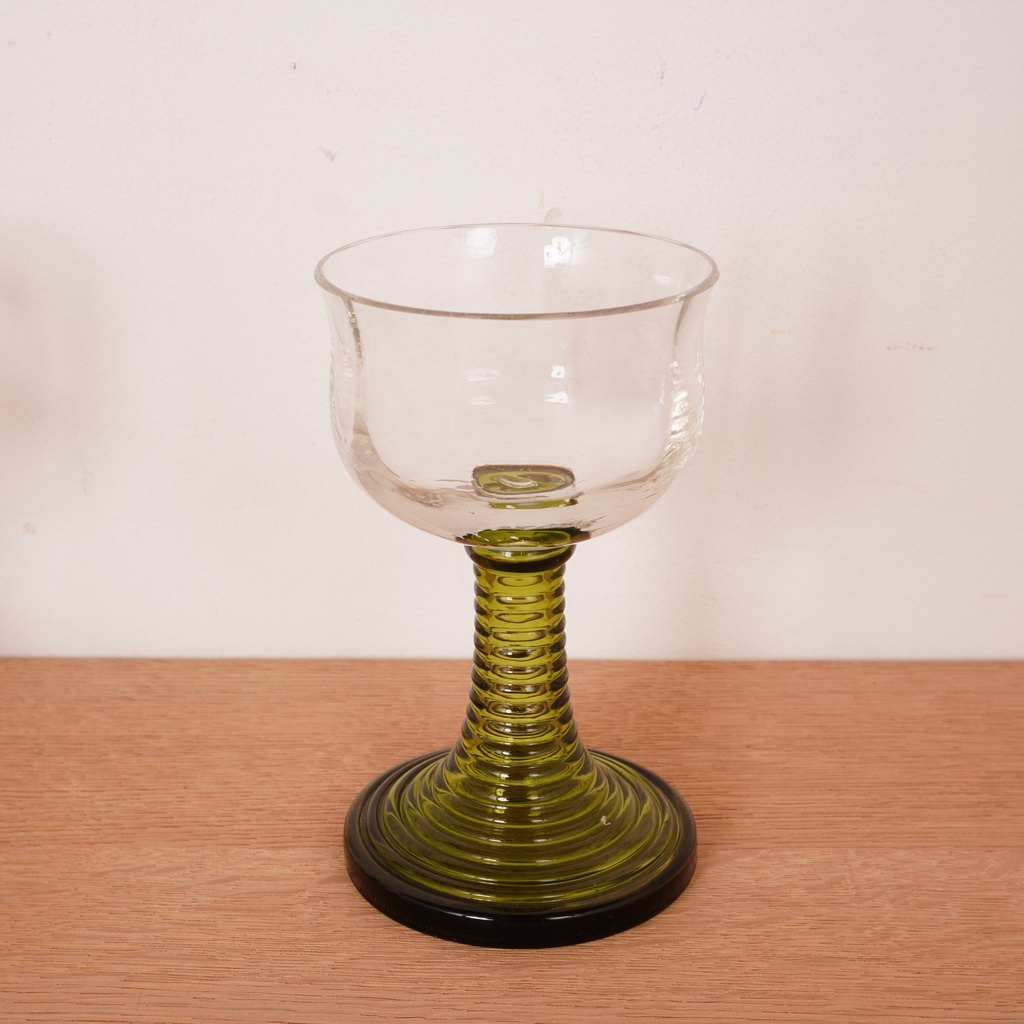 4 verres à vin blanc vintage
