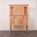 Meuble sculpté en bois aérogommé