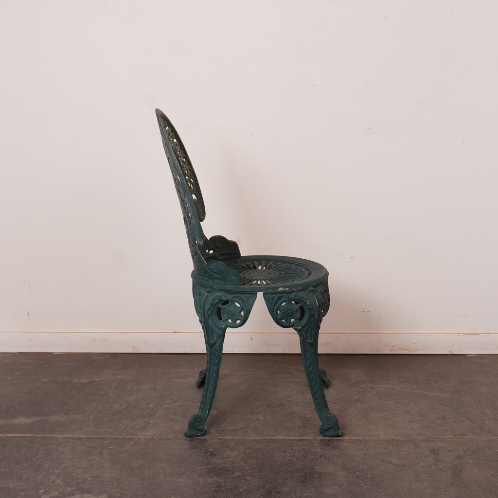 Chaise en métal vintage