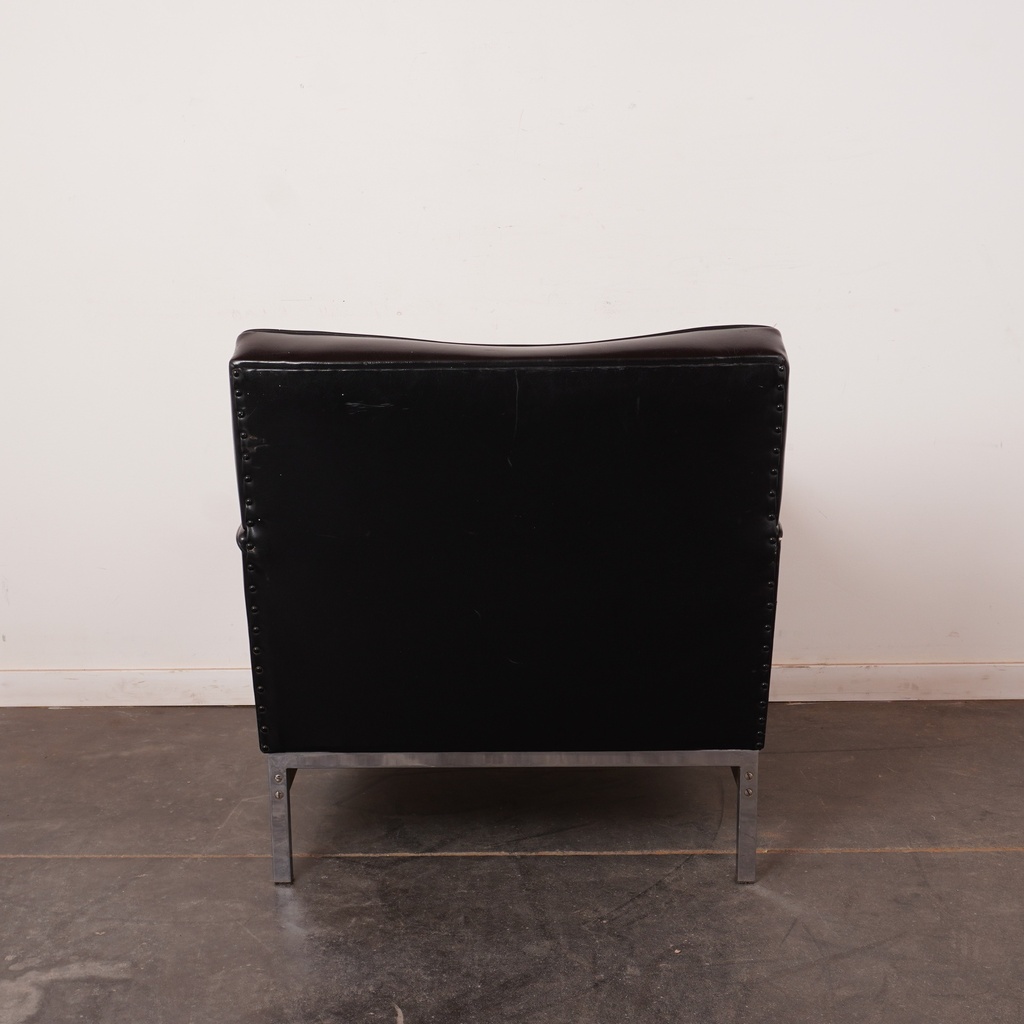 Paire de fauteuils simili vintage