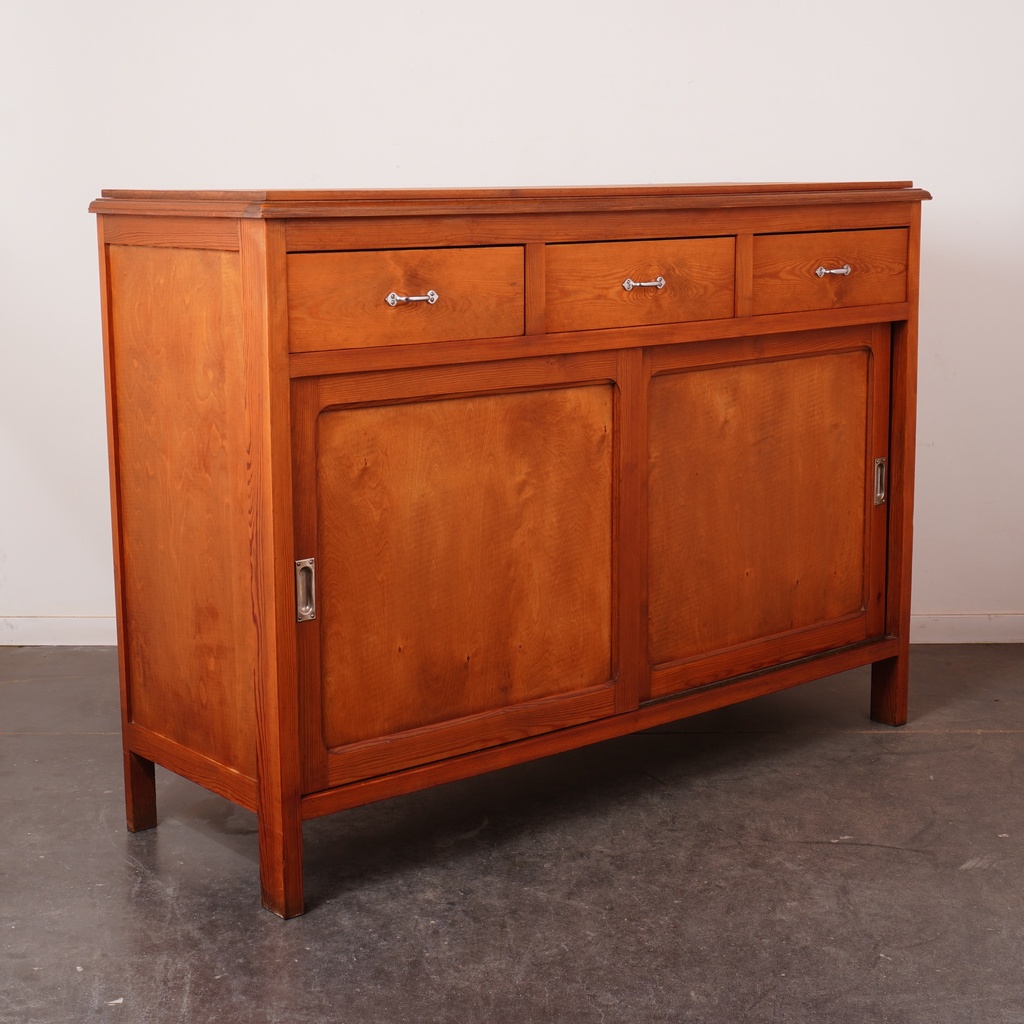 Buffet rétro en bois
