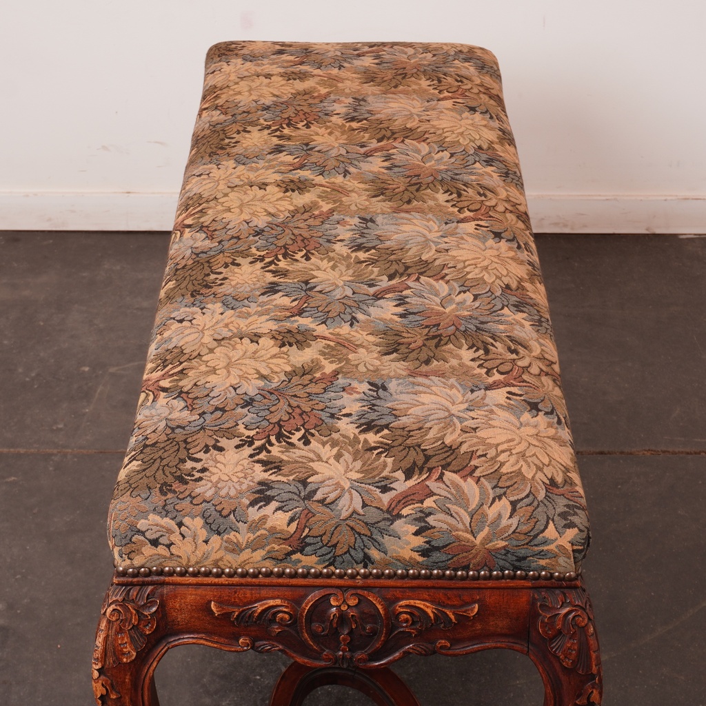 Banquette en bois sculpté/tissu