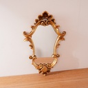 Miroir en bois doré vintage