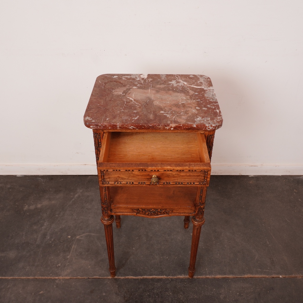 Table de chevet style Louis XVI