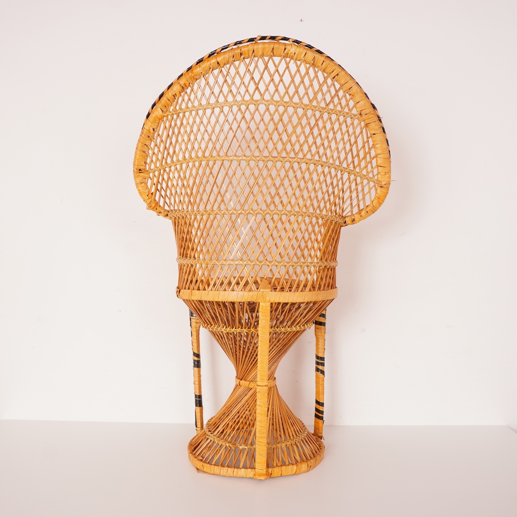 Fauteuil en rotin enfant vintage