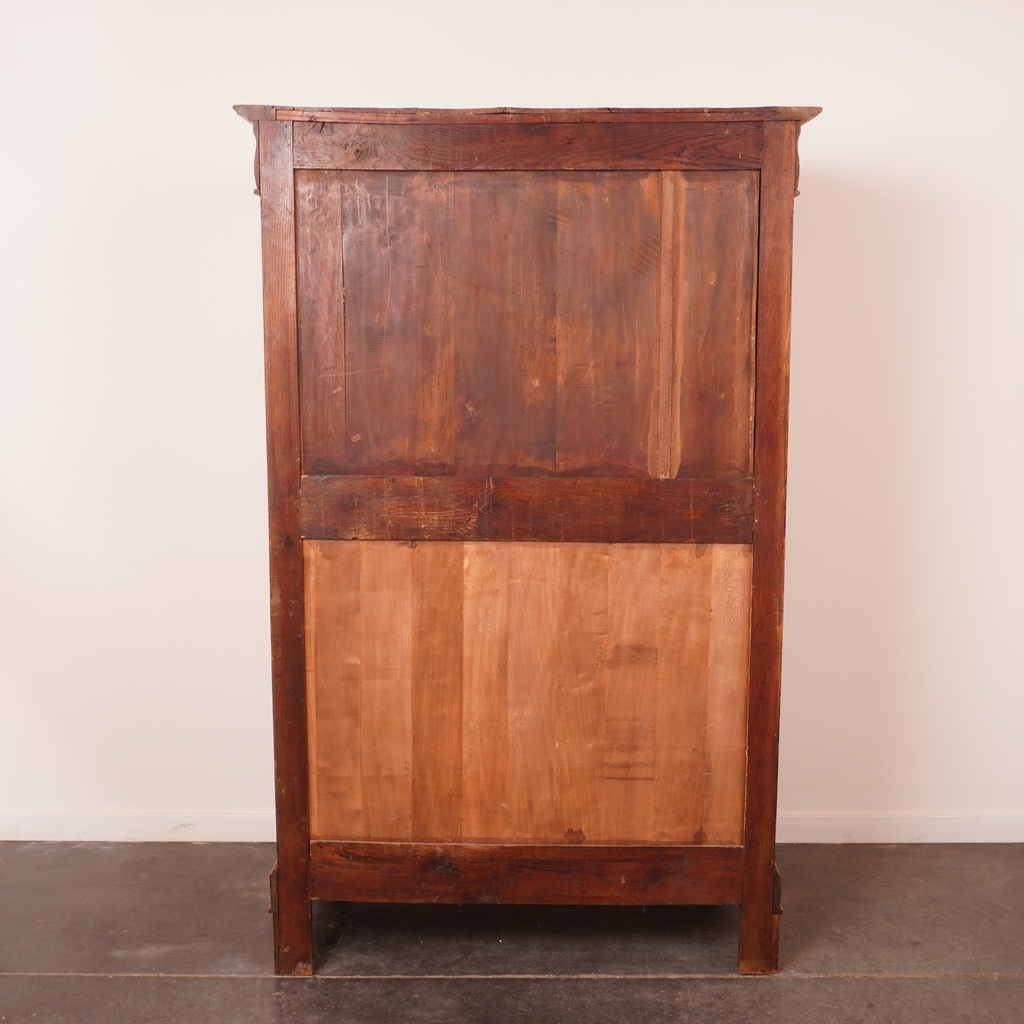 Meuble en chêne