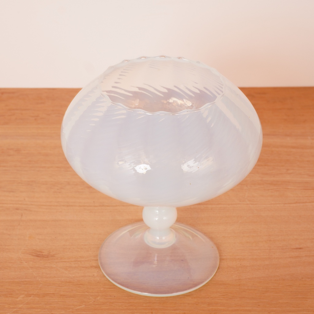 Coupe en opaline vintage