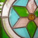 Vitrail de fenêtre en verre coloré